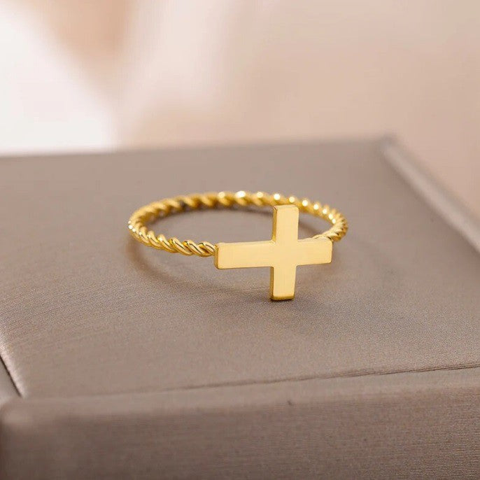 Gold Cross Fashion Ring