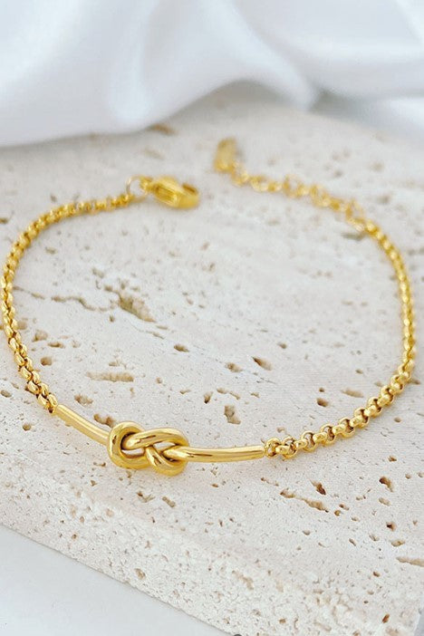 Forget Me Knot Bracelet